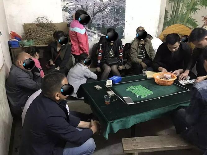 Khen thưởng lực lượng triệt phá 2 đường dây đánh bạc hơn 50 tỷ đồng -0
